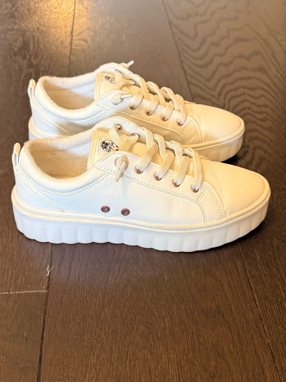 Roxy Sheilahh White Platform Lace-Up Sneakers for Women
